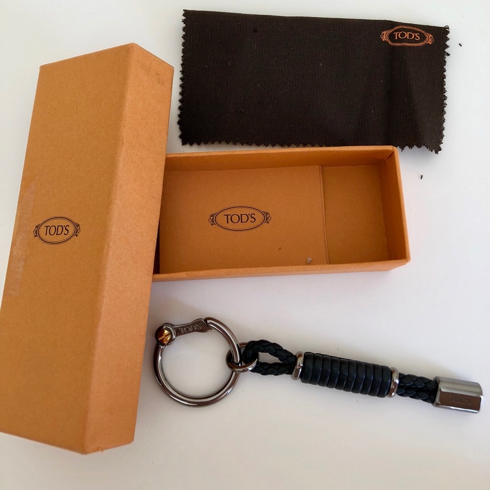 NWOT Tod’s Keychain